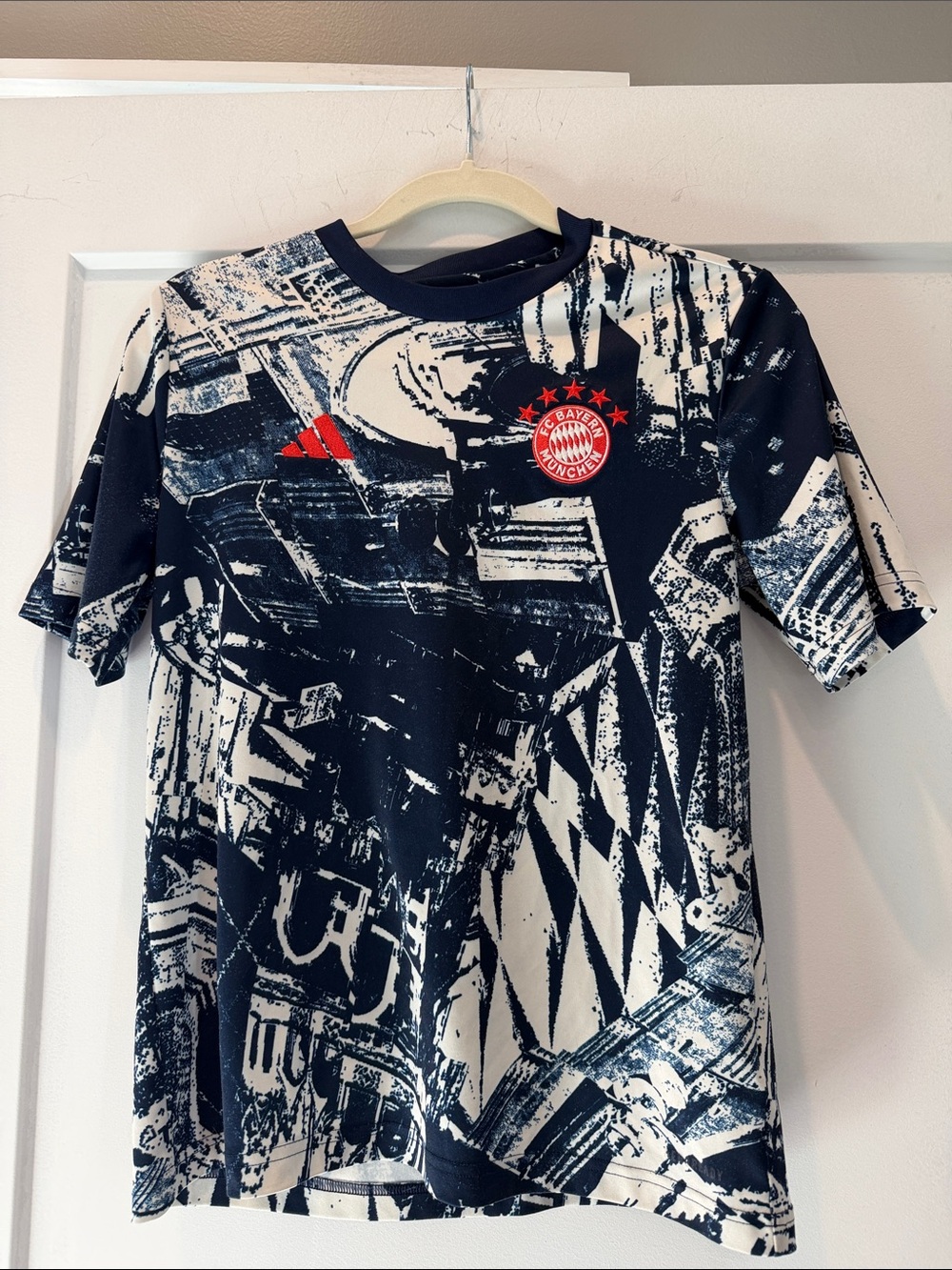 Club adidas Bayern Munich 23-24 Prematch Jersey